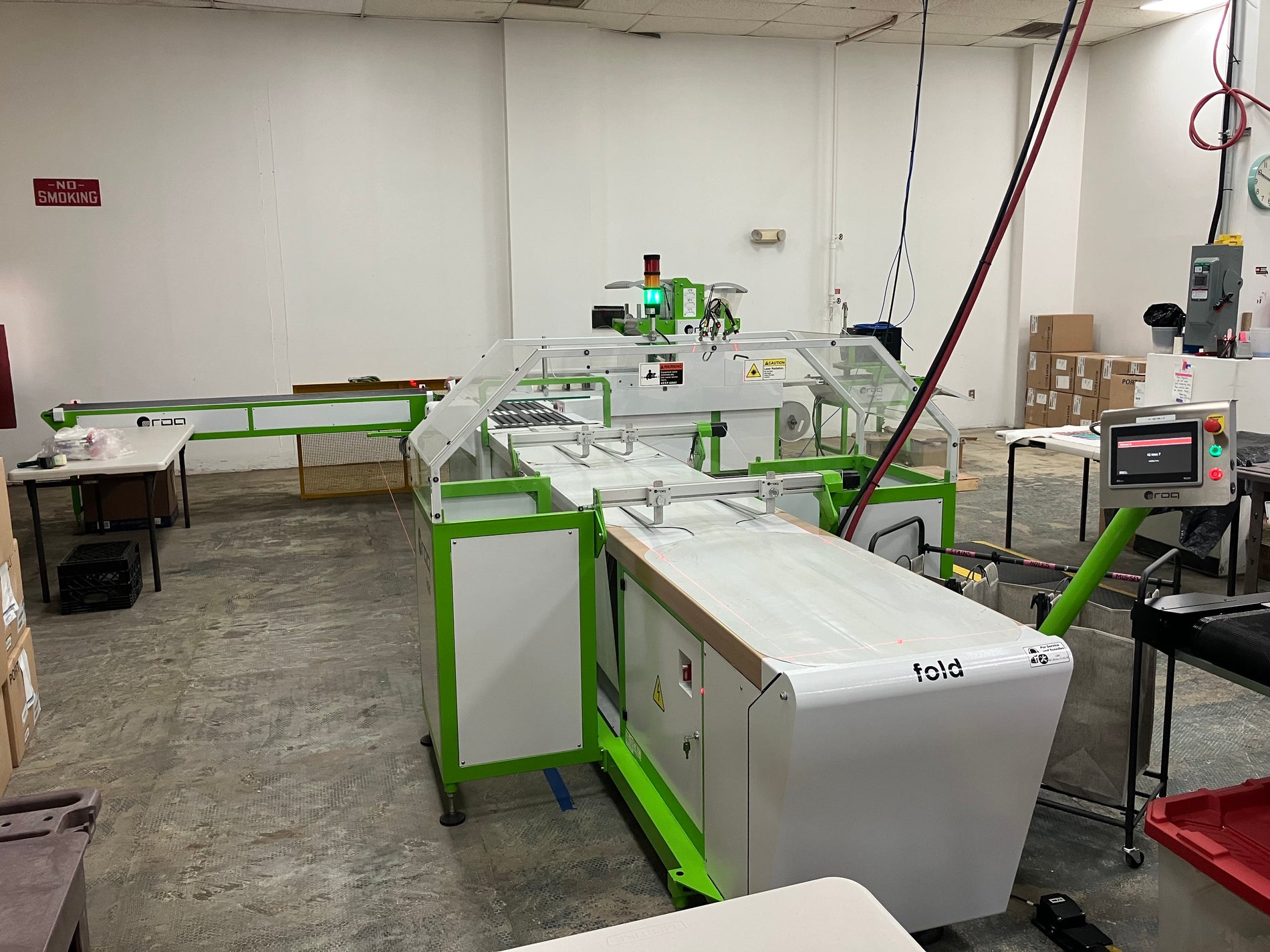 ROQ FOLD, PACK, LABEL & STACK