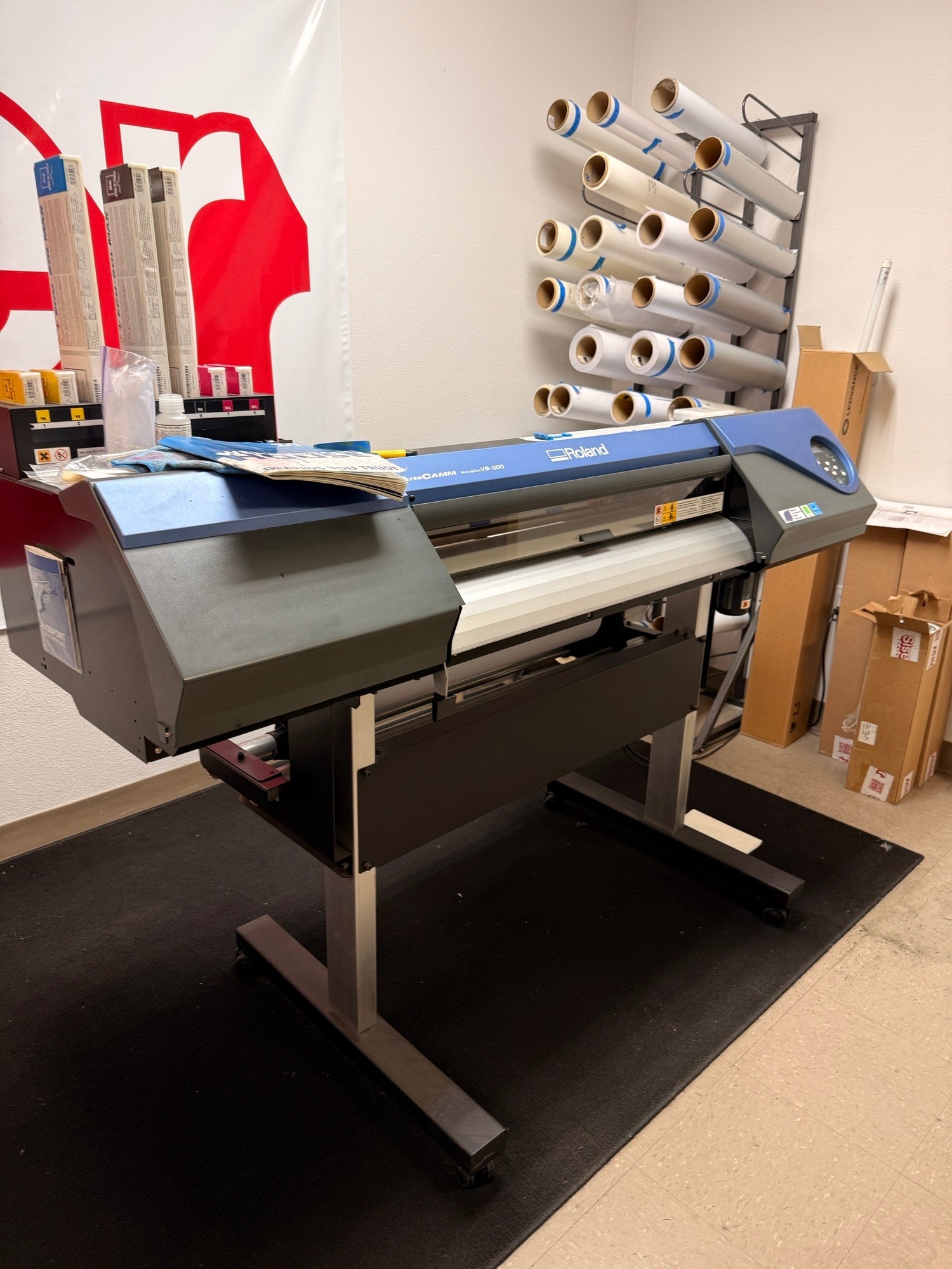 Roland VersaCAMM VS-300 Large-Format Printer/Cutter