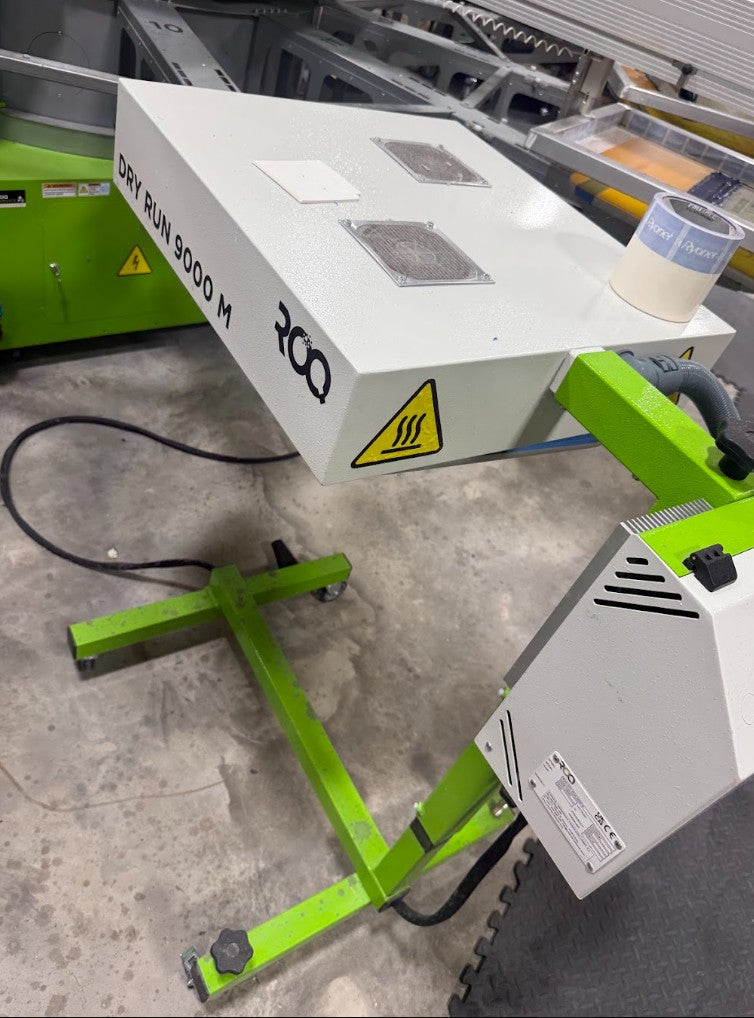 ROQ Dry Run 9000M Standard Quartz  Flash