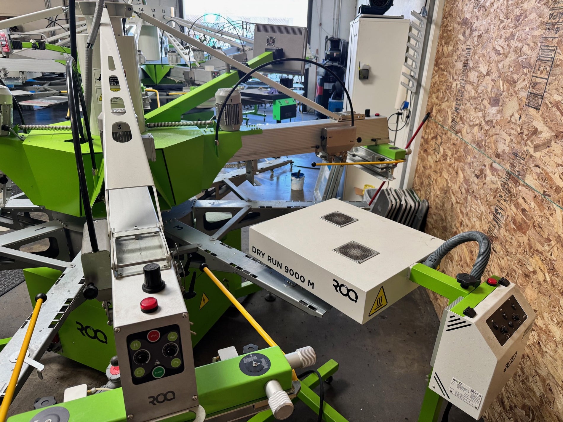 ROQ FIT 4 Color 8 Station Automatic Press and ROQ Dry Run 9000 M Flash