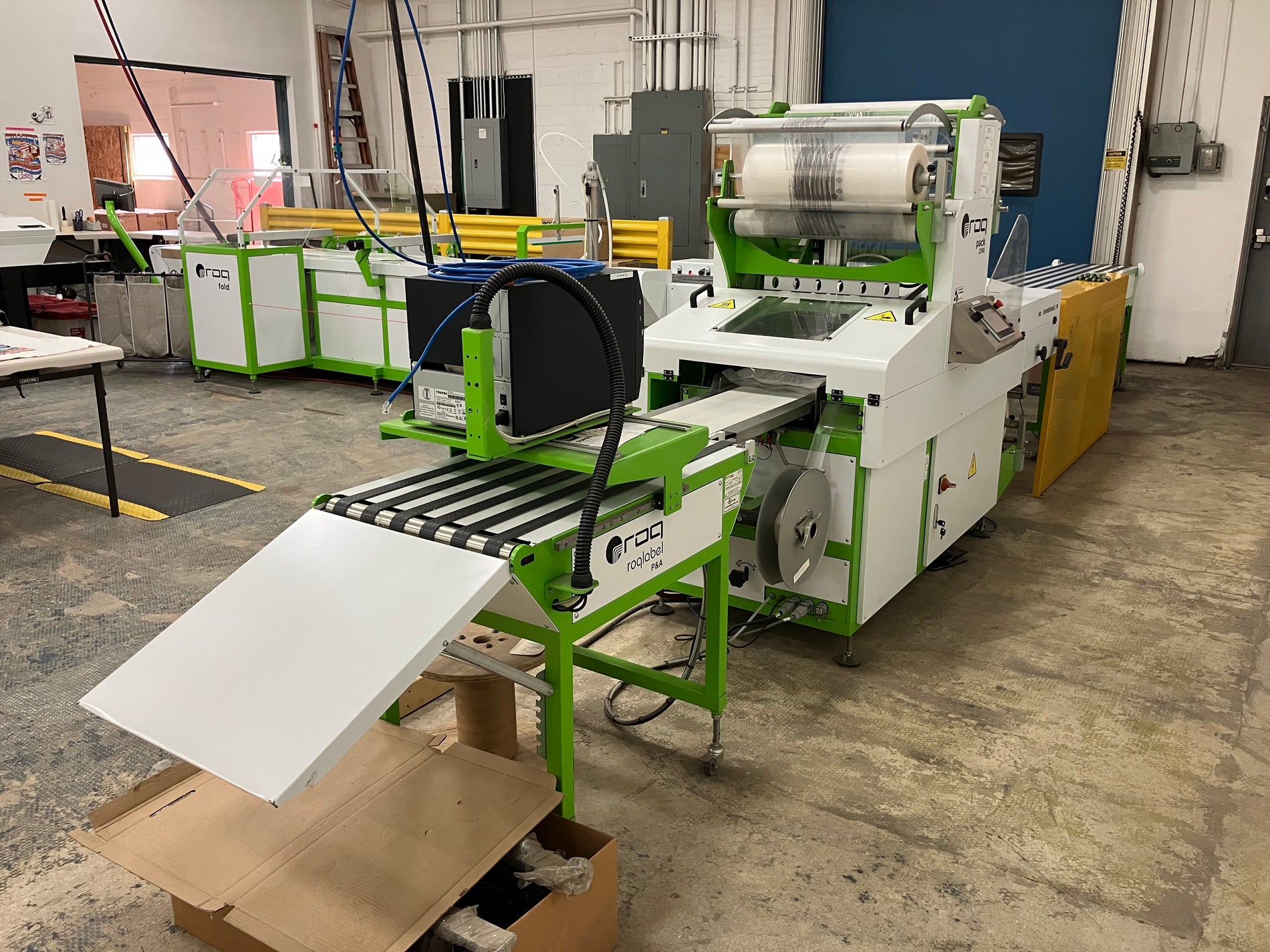 ROQ FOLD, PACK, LABEL & STACK