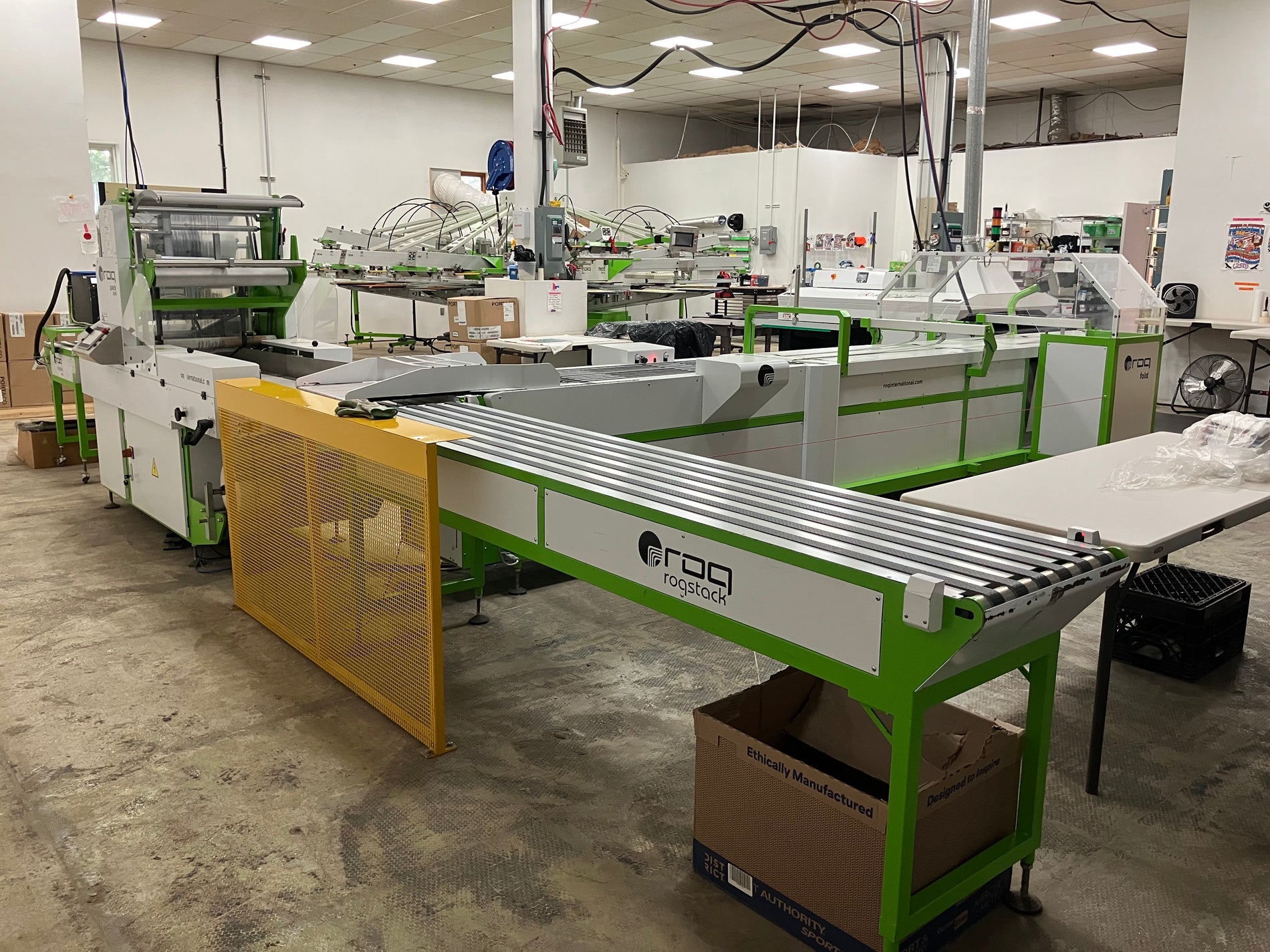 ROQ FOLD, PACK, LABEL & STACK